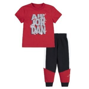Jordan Little Boys Playground Fleece T-shirt and Pants Set joggers 4